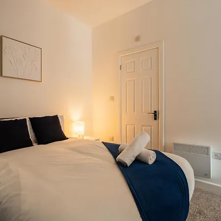 Apartament Legion House Five *